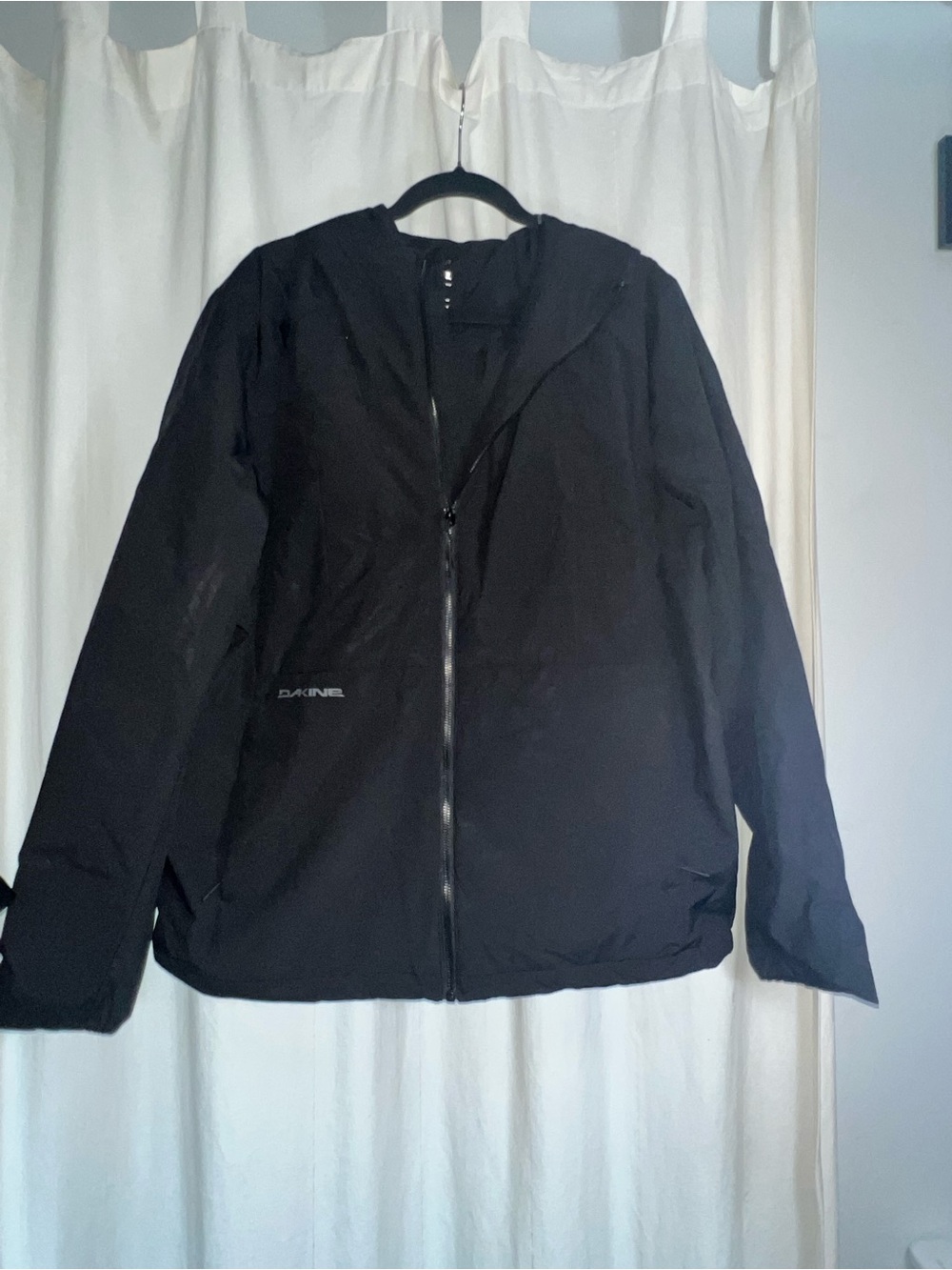 Dakine Black Lightweight Hooded Jacket with Full Zip